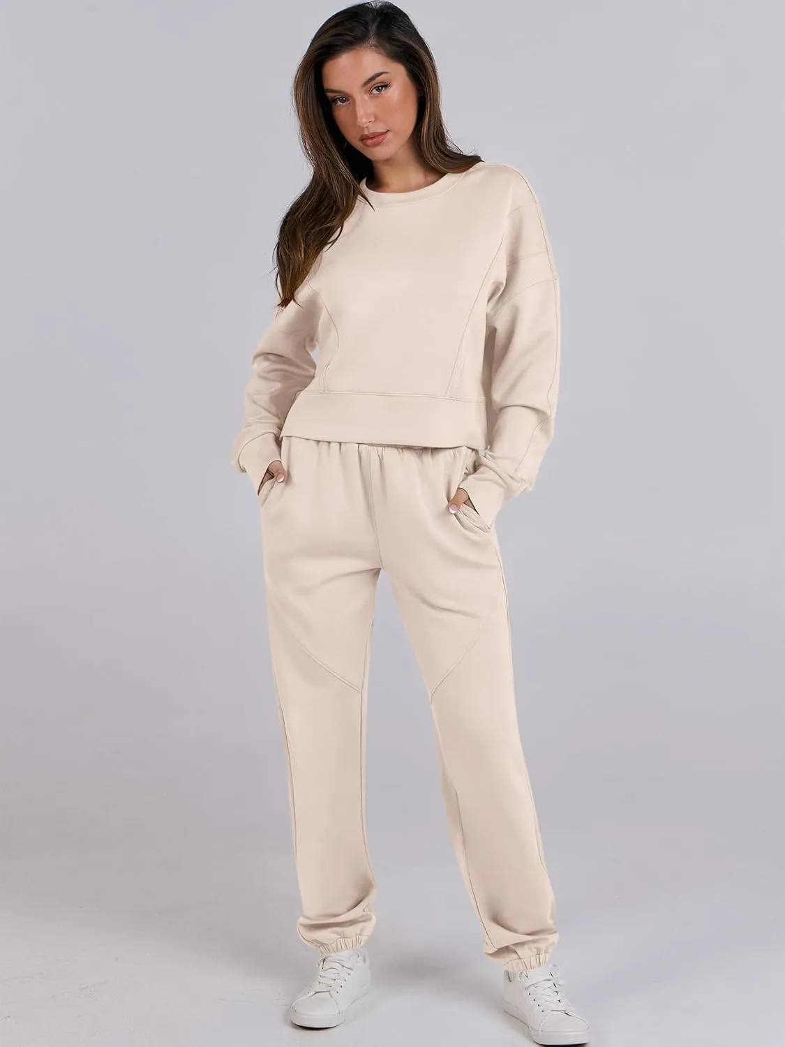 ANRABESS Womens 2 Piece Outfits Lounge Sets Cropped Sweatshirt & Joggers Fashion Sweatsuit Sweat Set 2025 Spring Travel