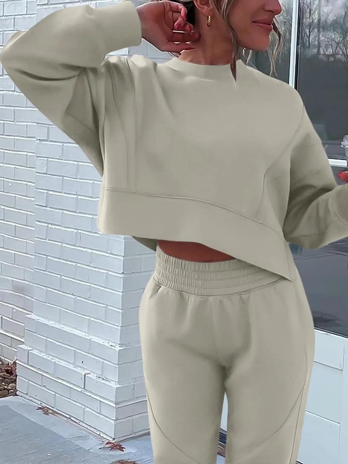 ANRABESS Womens 2 Piece Outfits Lounge Sets Cropped Sweatshirt & Joggers Fashion Sweatsuit Sweat Set 2025 Spring Travel
