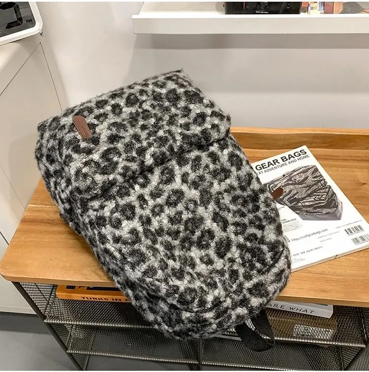 Cute Backpack Fuzzy Cheetah Shoulder Bag, Y2k Purse Fleece Chic Bookbag Trendy Aesthetic Coquette Daypack 90s Purse (Black)