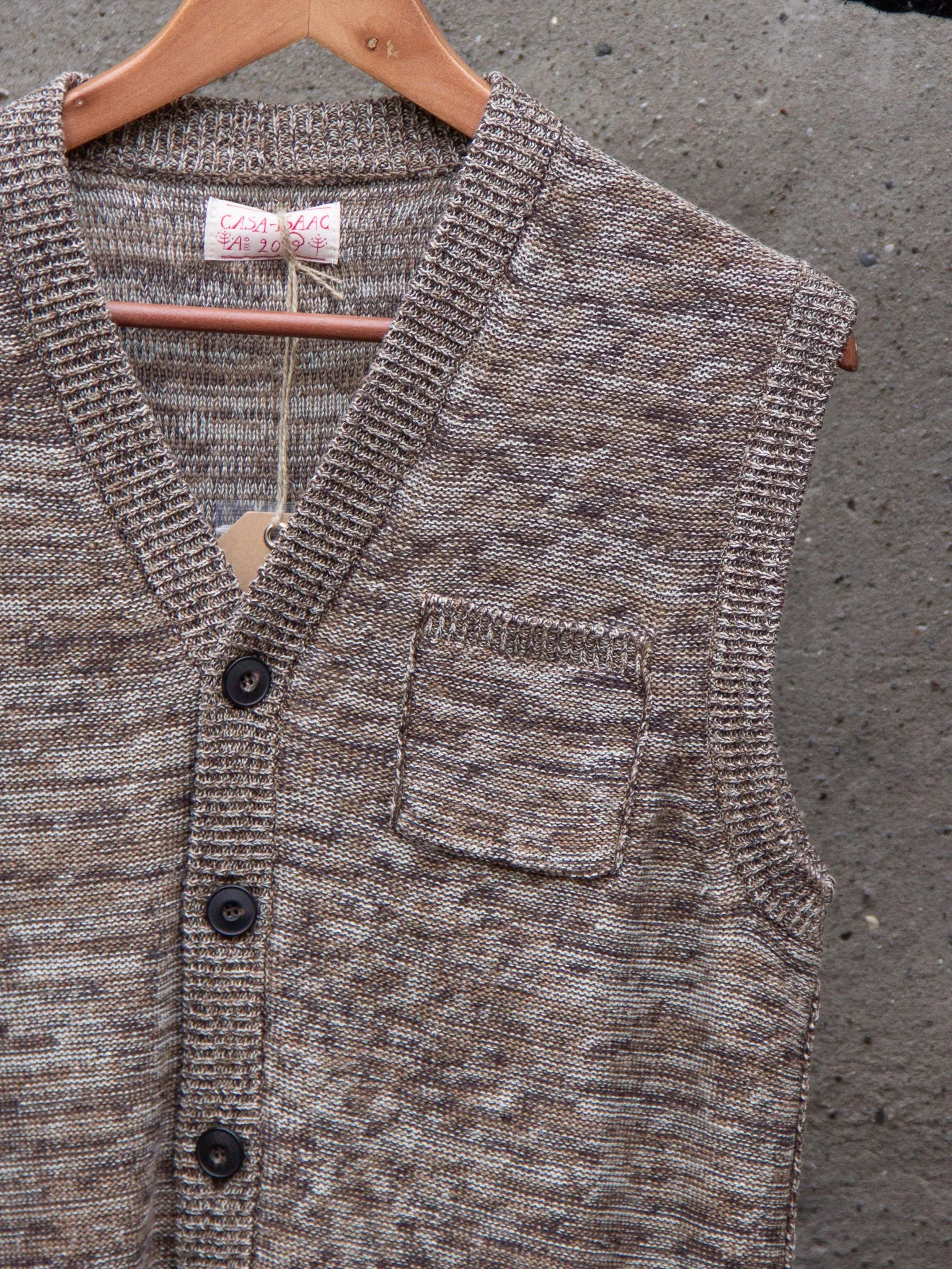 GRP, Casa Isaac Buttons Vest, Beige Flamme