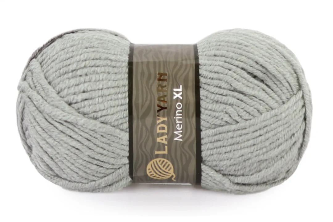 Lady Yarn, Wool Chunky Yarn, Colors 14, 3.5 oz / 109 yards