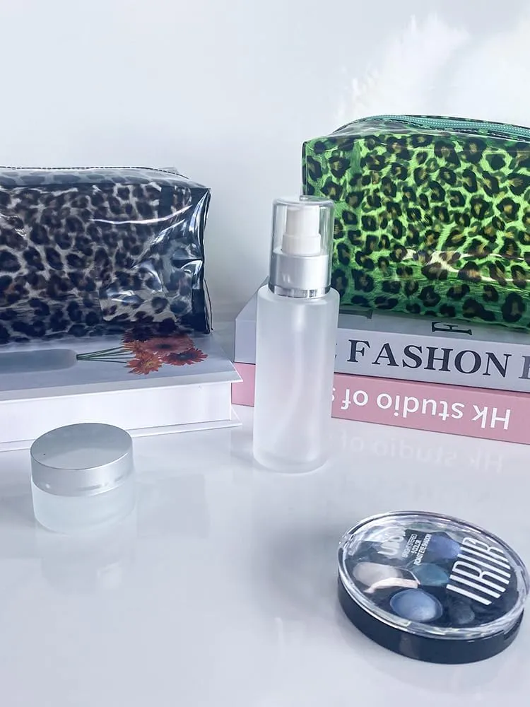 Leopard Print Makeup Bag, Zip Closure, Made of Clear Plastic Material, Waterproof Carrying Bag for Girls (Green Black)