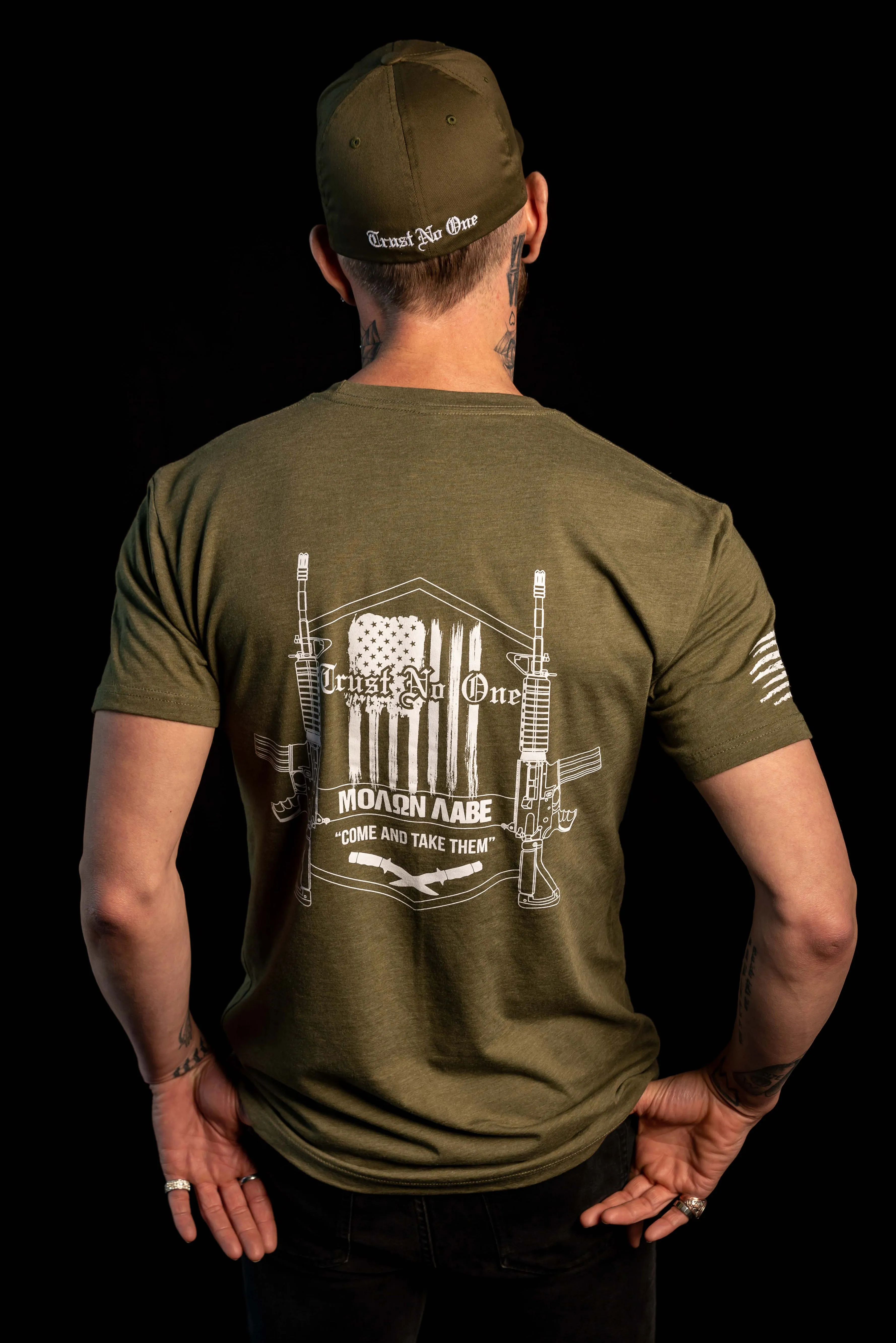 Men's MOLON LABE Graphic Crew Neck - Olive Drab Green