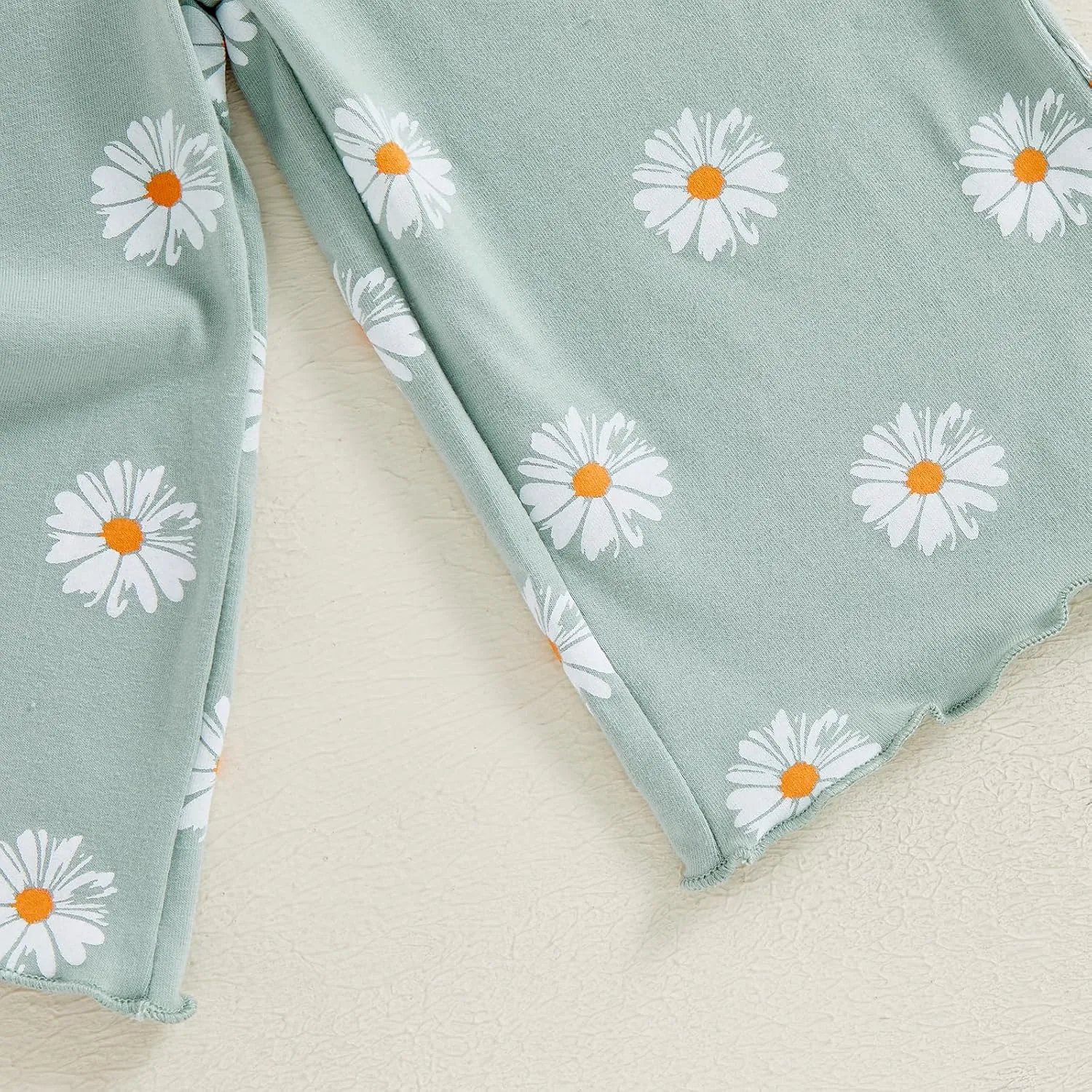 SAYOO Toddler Baby Girls Daisy Clothes Flower Print Batwing Crop Top T-shirt Wide-Leg Long Pants 2pcs Casual Princess Oufit