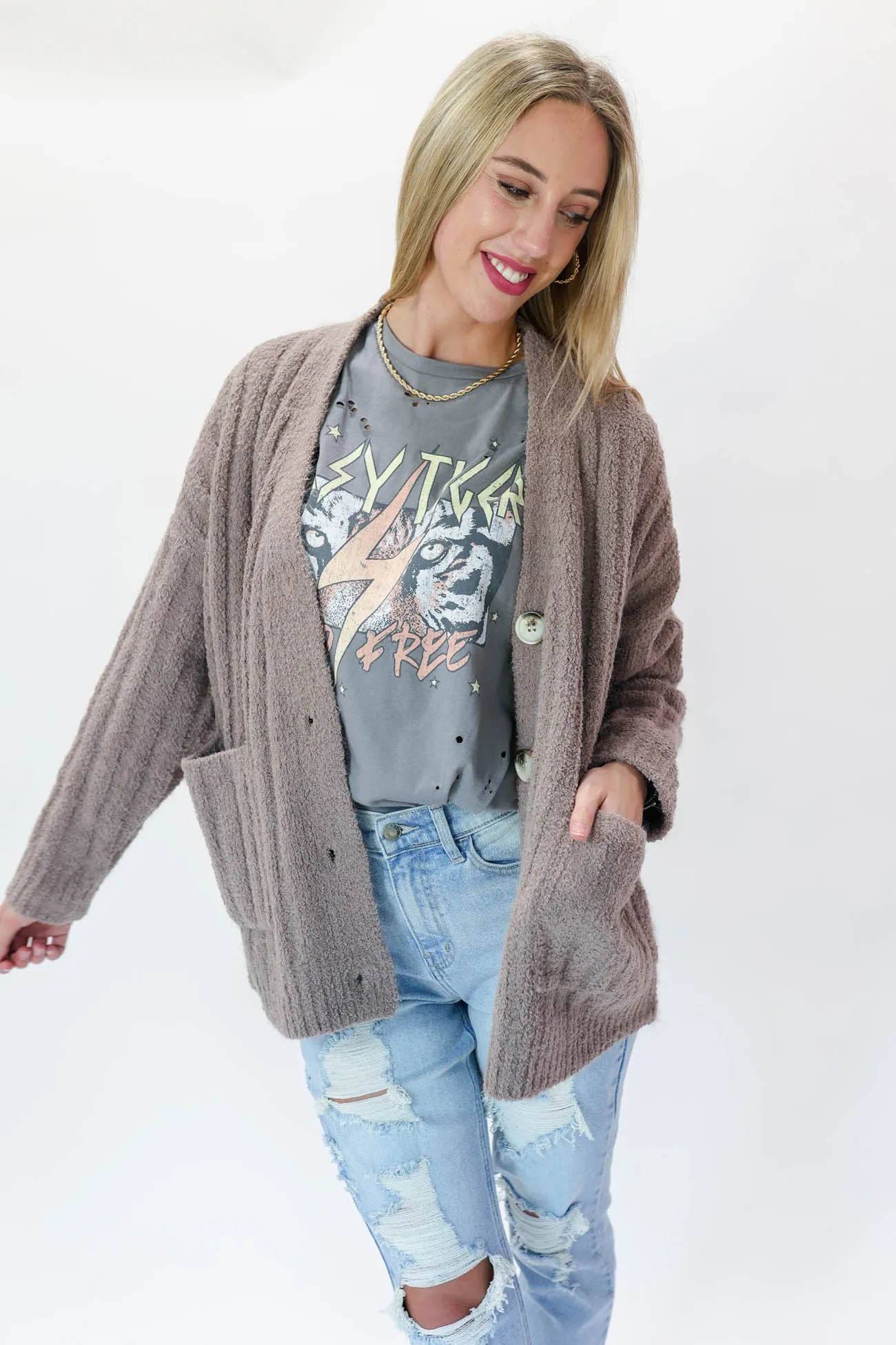 Snuggle Up Cardigan In Mocha