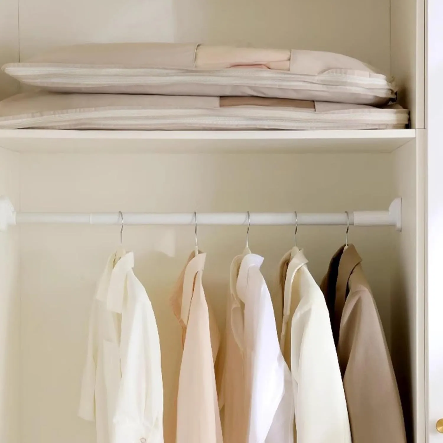 Space Saving Hanging Garment Bag with Self Compression Zipper,Space Hanging Garment Bags for Closet Storage,Water Prevention (Beige, M)