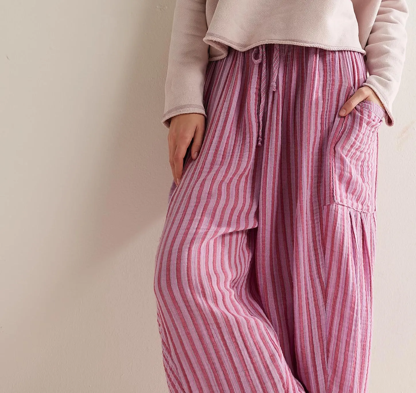 Women Summer Striped Harem Pants Casual Baggy Wide Leg Tapered Trousers Drawstring Waist Palazzo Pants with Pockets