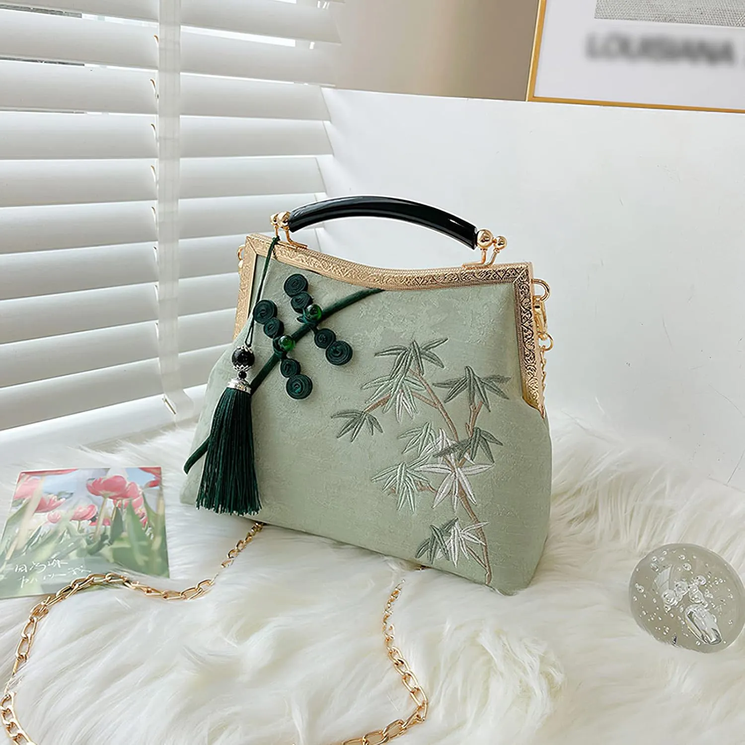 Women's Chinese Style Embroidered Purse Vintage Clutch Handbag with Tassel Pendant Hanfu Crossbody Bag